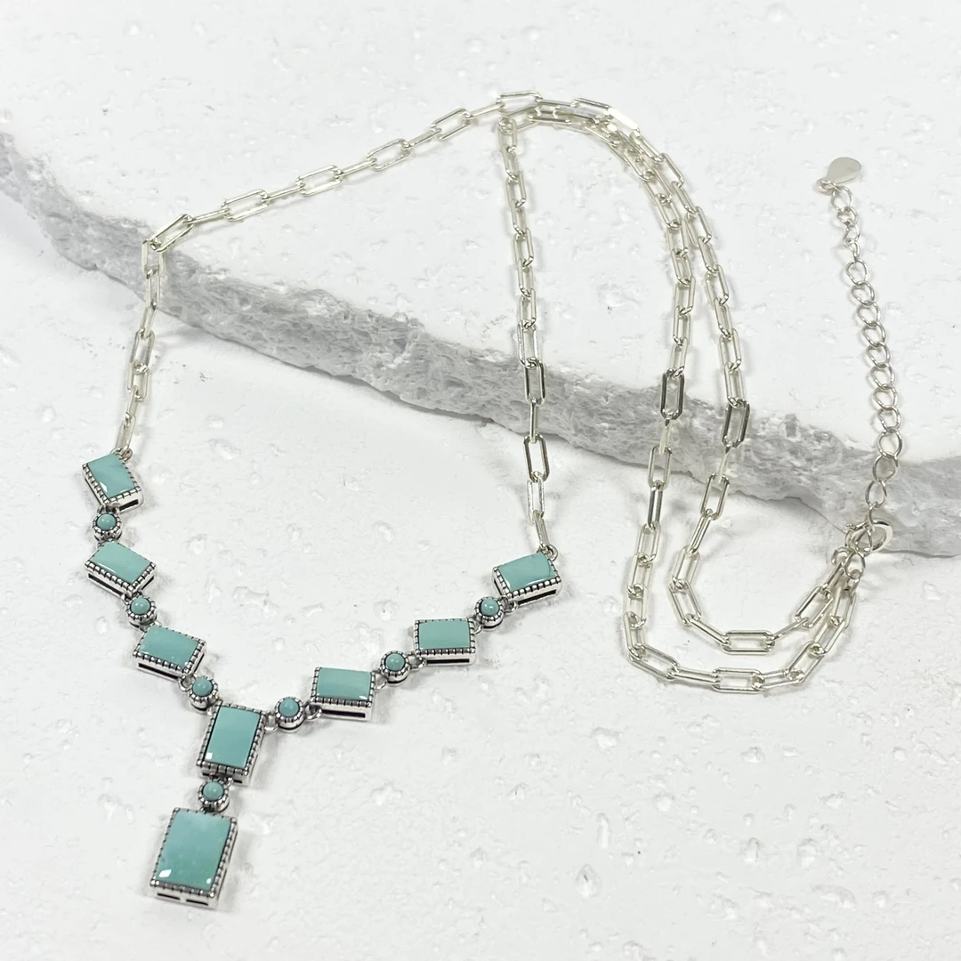 【亿轩珠宝】 ZX122403绿松方形公主链