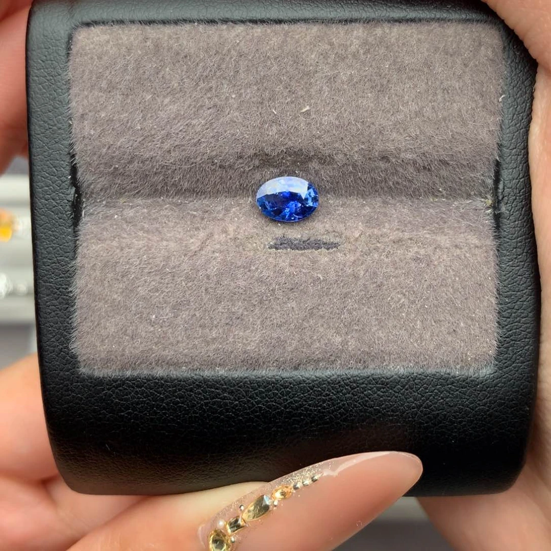 裸石蓝宝石0.89ct