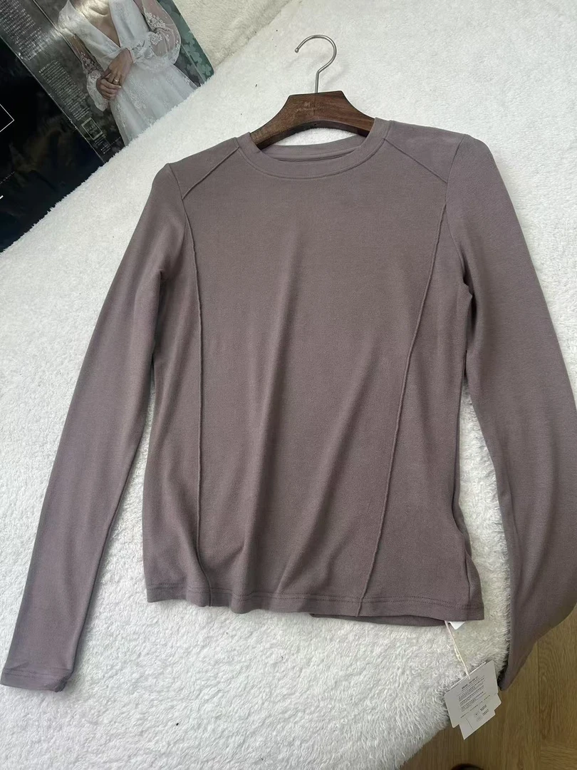 春季时尚百搭修身显瘦圆领长袖打底衫C3680