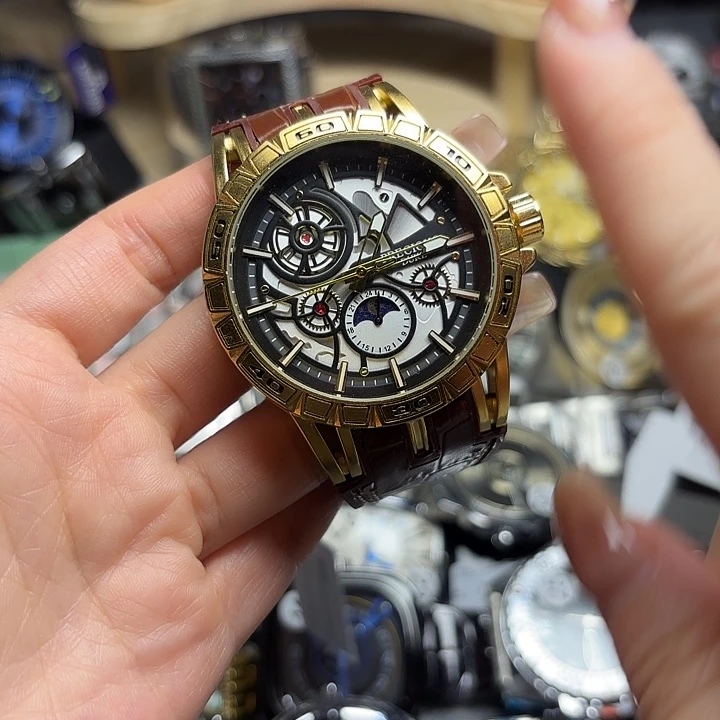 猪皮（革）钢石英机芯