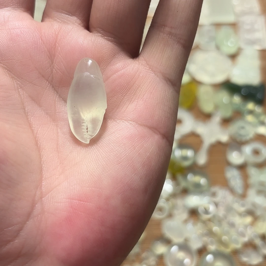 岫玉未镶嵌吊坠(不含链)