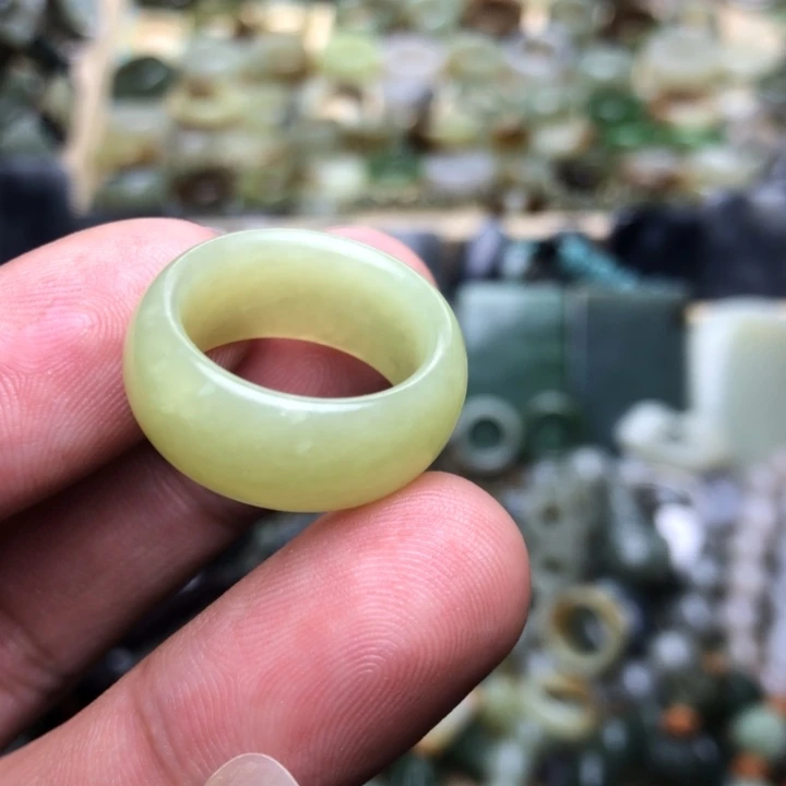 和田玉颈饰未镶嵌C****