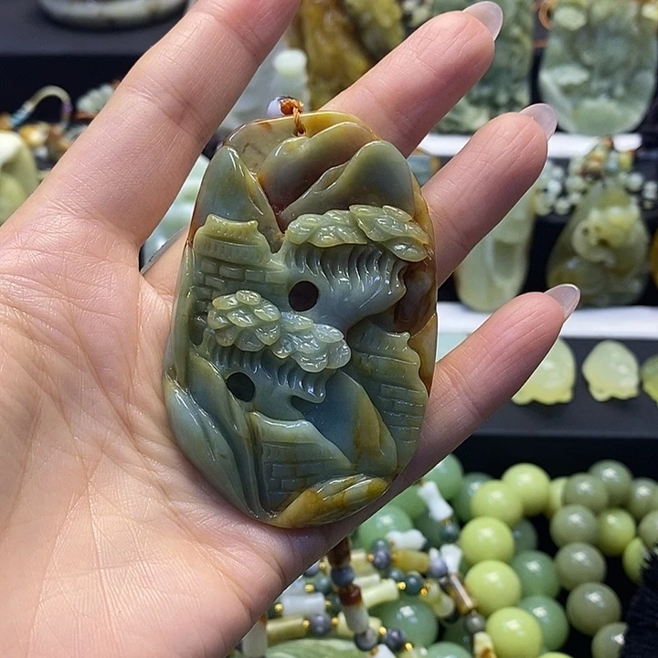 奋***斗蛇纹石玉未镶嵌颈饰