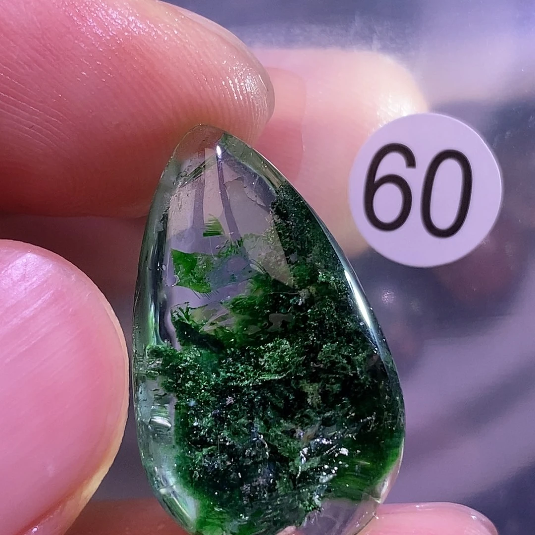 小***排水晶吊坠(不含链)未镶嵌