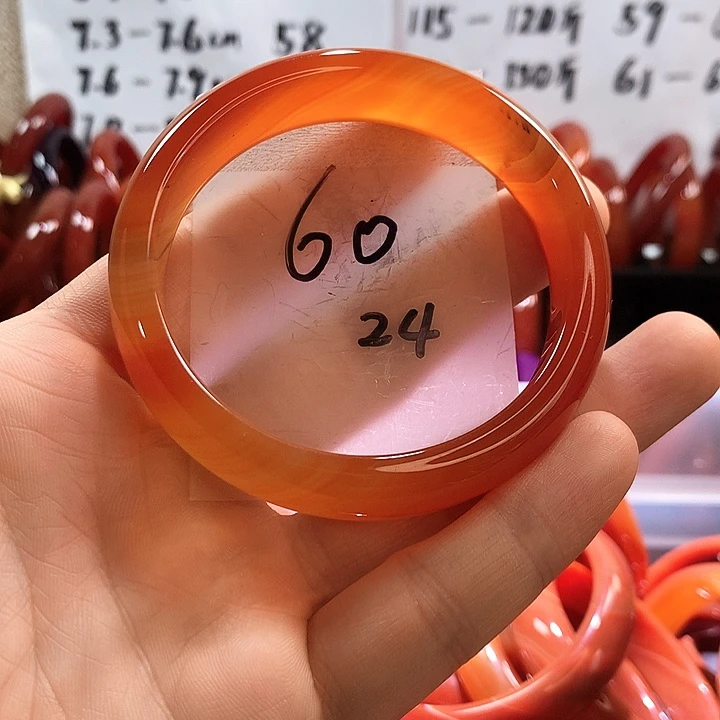 手镯玛瑙/玉髓未镶嵌