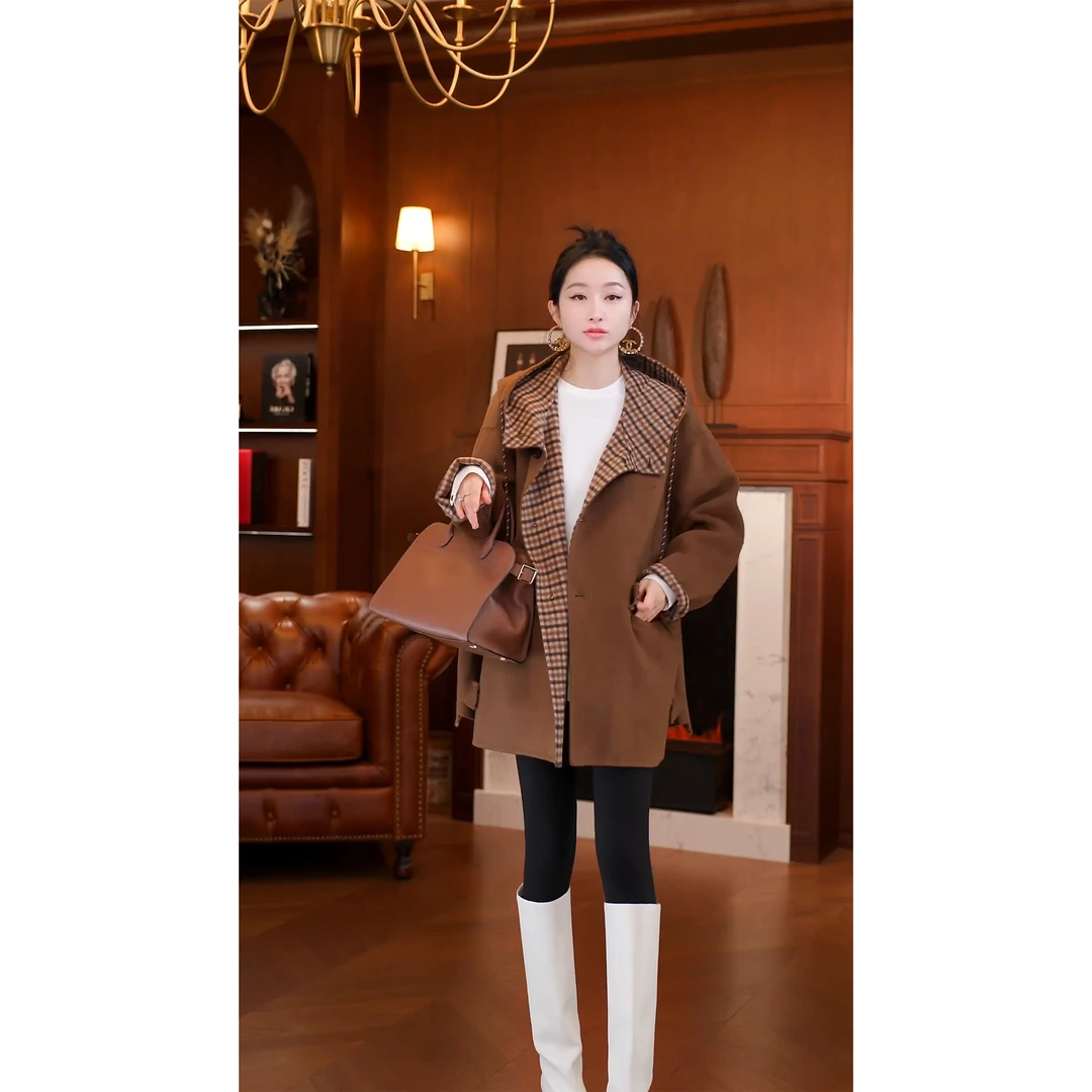 DR杨圣坤+2024新款 雅丹风'冬季毛呢格纹连帽大衣外套GF2412-0501