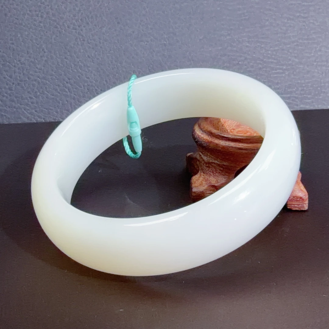 【伟伟鉴定】和田玉 俄料 白玉 正圈手镯 58.5/17/9 时尚精品