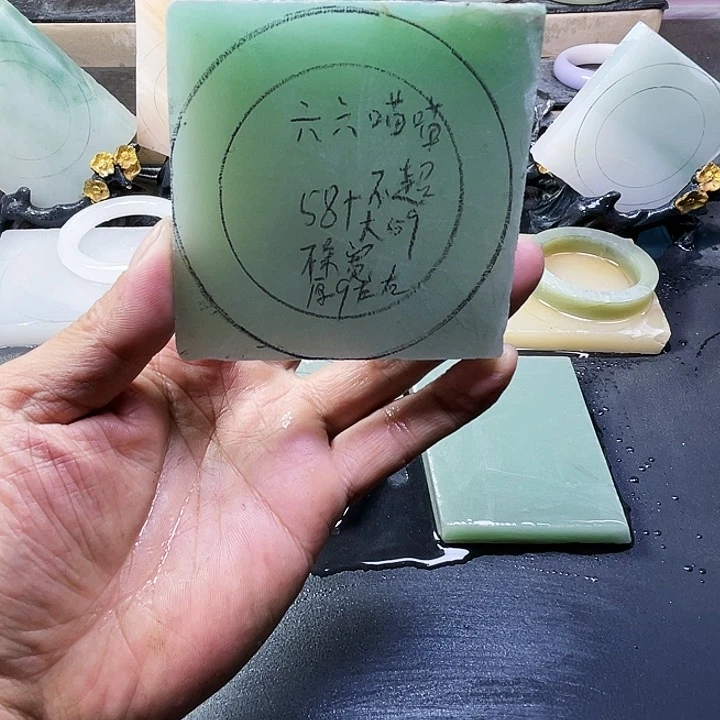 【闪购商品】东陵石手镯未镶嵌六***?加工定制