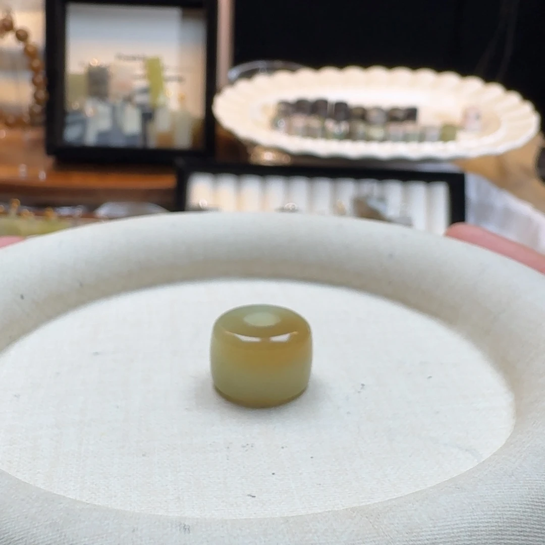 C***可和田玉（糖玉）未镶嵌戒指不退换