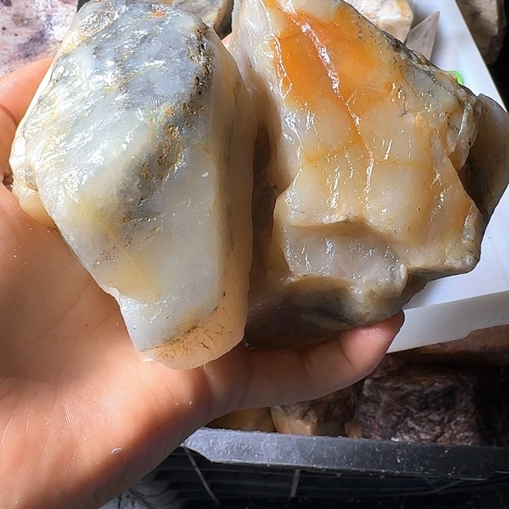 用***3寿山石寿山石的颜色