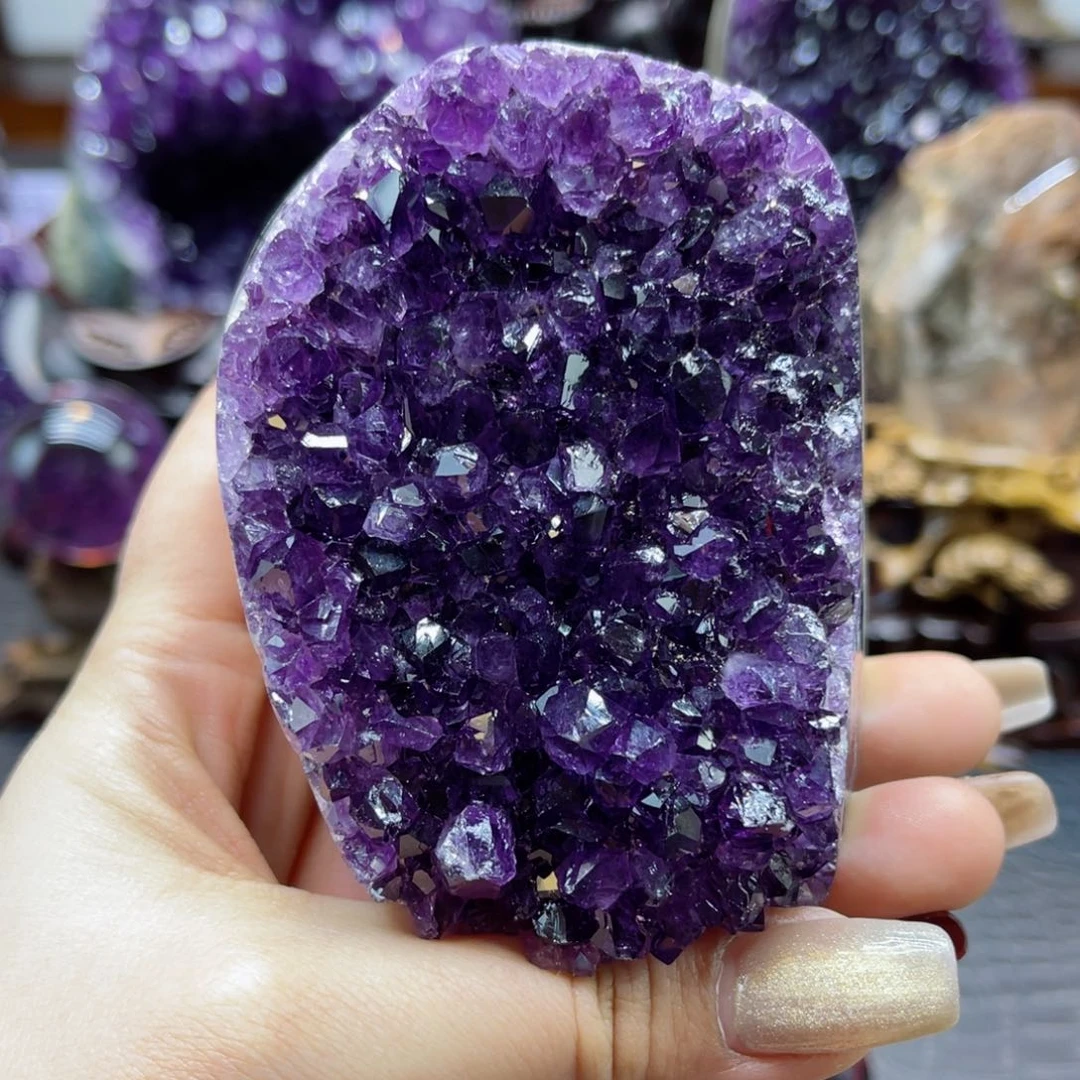 紫晶大型摆件（非配饰）未镶嵌
