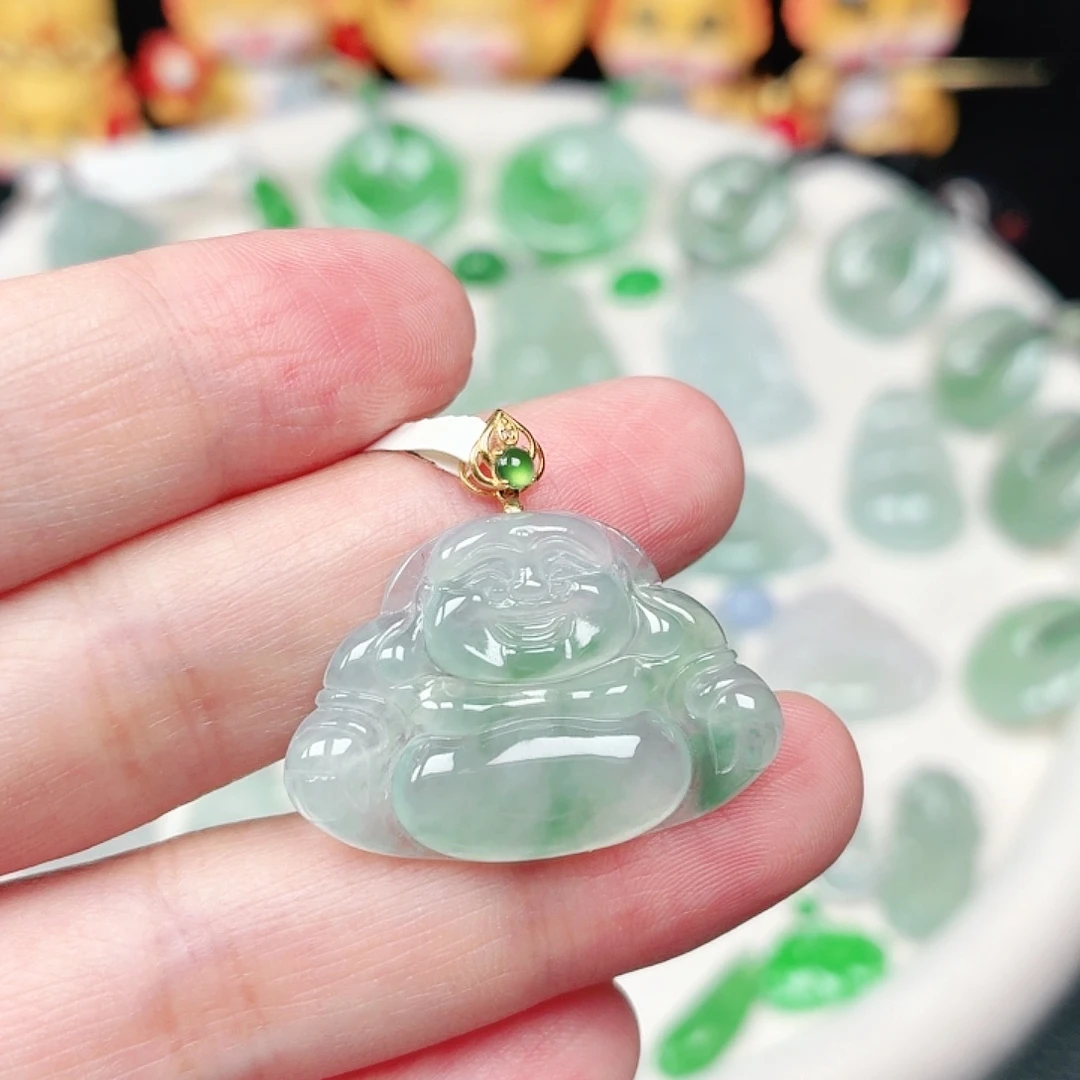 翡翠18K金镶嵌颈饰缅甸天然A货翡翠