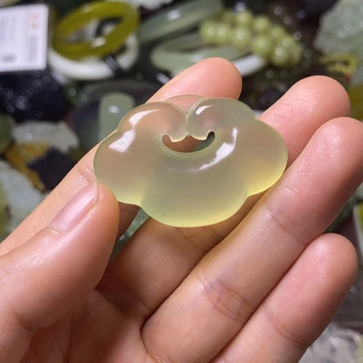 岫玉岫玉颈饰未镶嵌