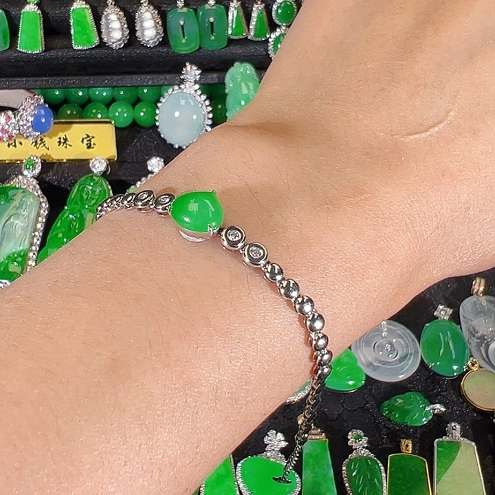 翡翠18K金镶嵌颈饰手链