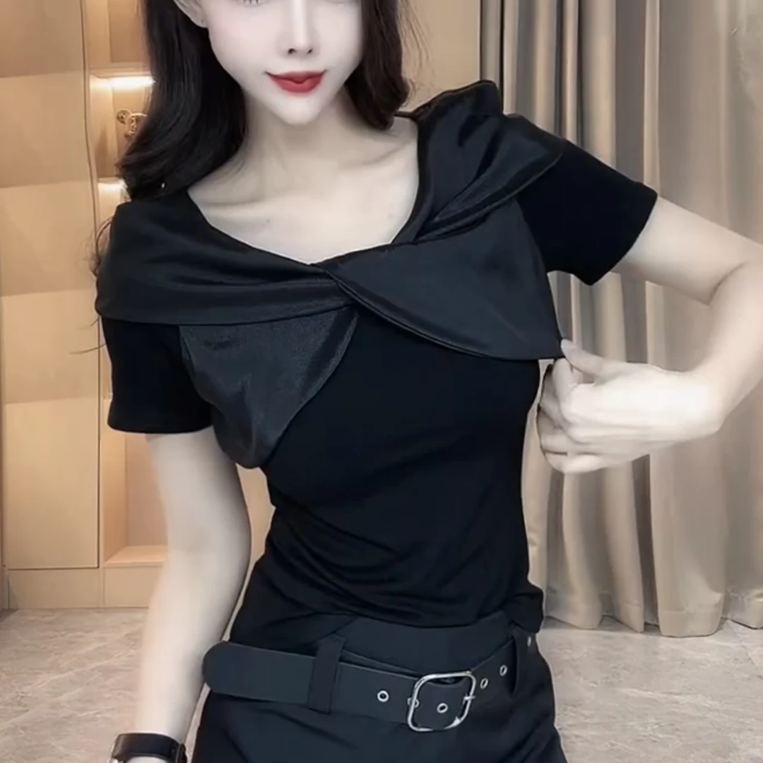 短袖休闲风常规拼色时尚染色T恤韩版撞色娃娃领黑白设计师