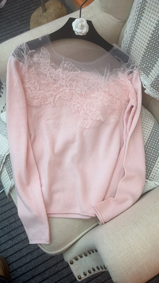 博雪服饰立体花朵蕾丝长袖t恤女春秋洋气修身内搭打底衫上衣
