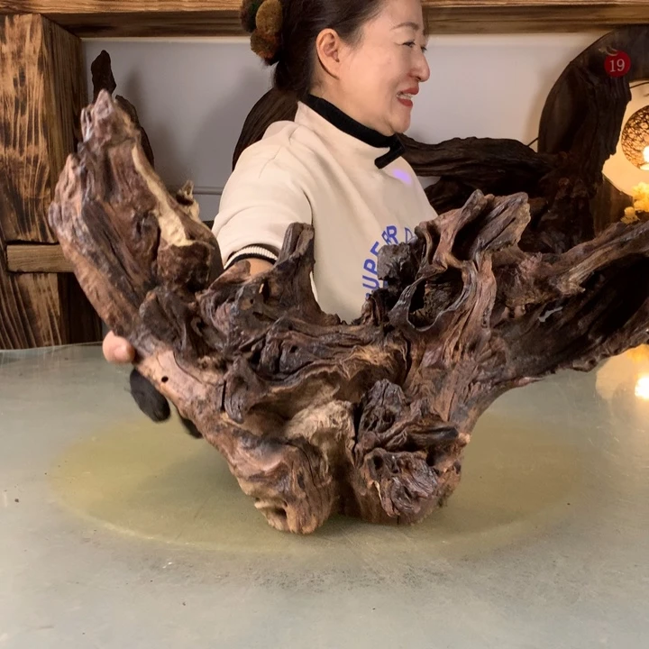 每***撑天然的云南紫柚木会黄水