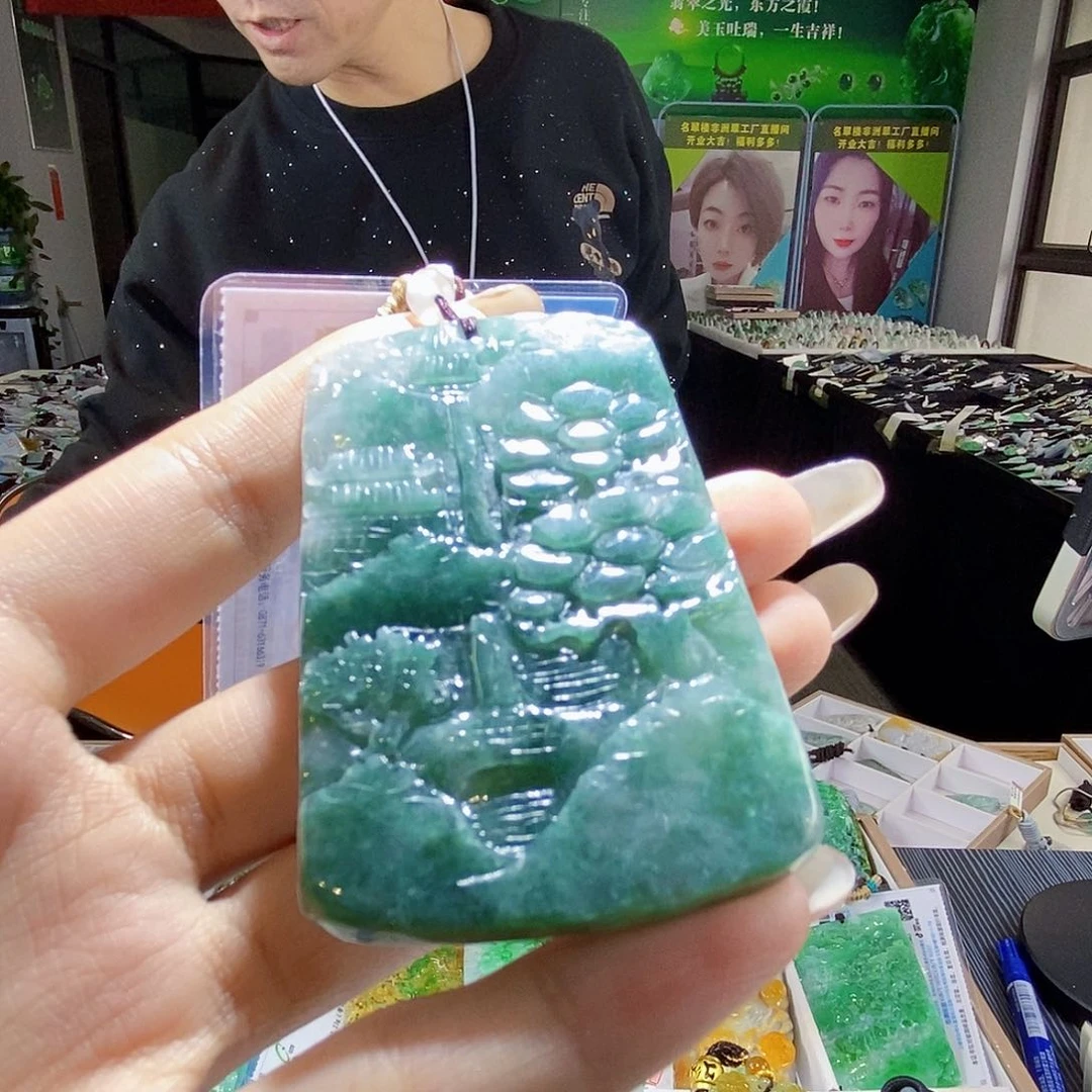颈饰未镶嵌翡翠翡翠