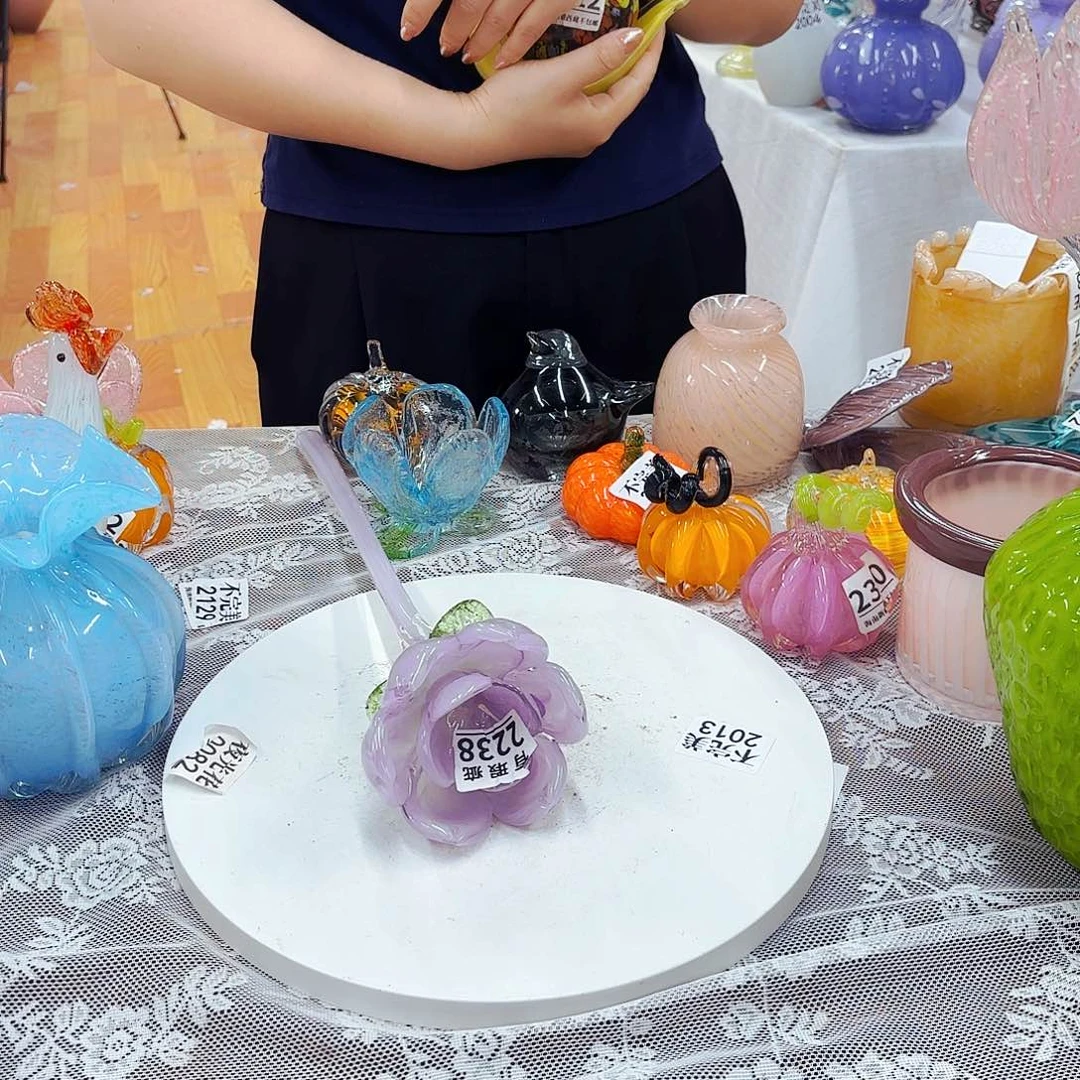 安妮琉璃花瓶摆件内裂下