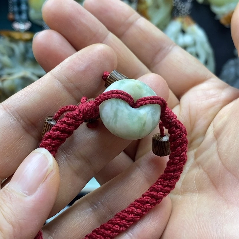 【闪购商品】蛇纹石玉手牌未镶嵌