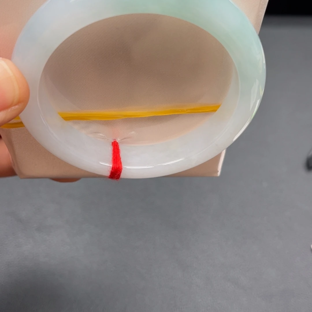 翡翠未镶嵌手镯手镯