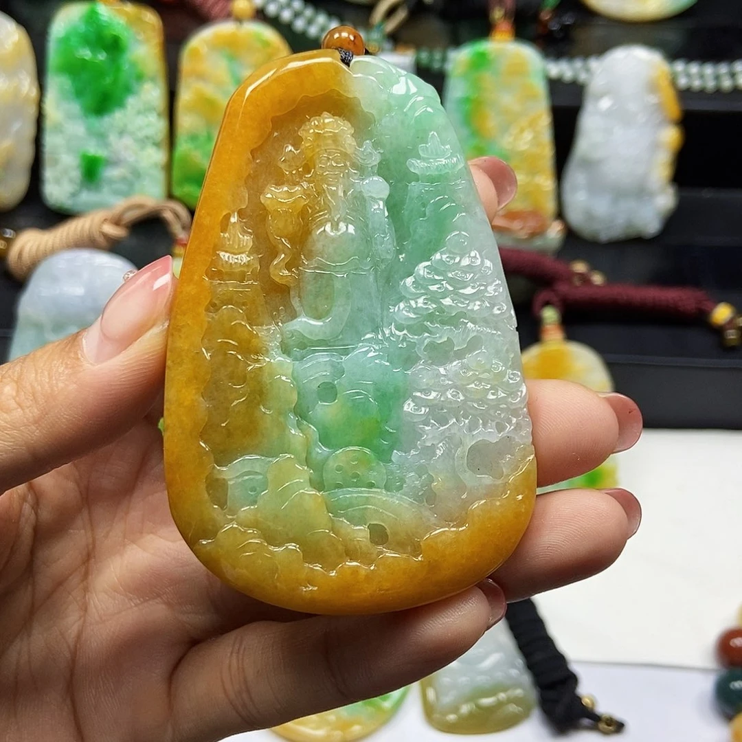 摩***子翡翠未镶嵌颈饰天然翡翠A货
