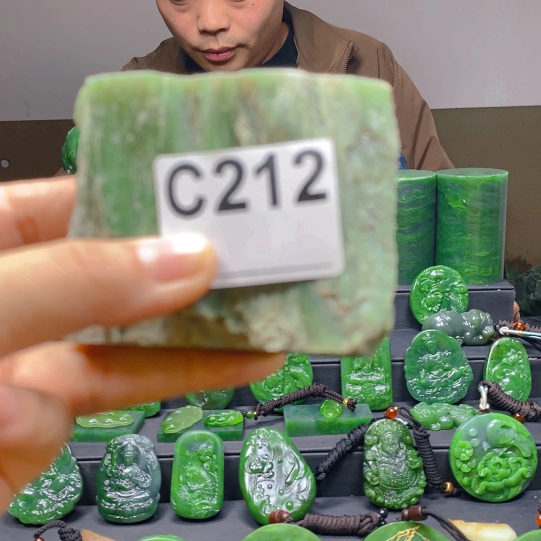 和田玉未镶嵌珠宝半成品