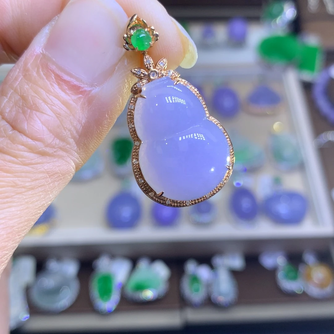 翡翠戒指18K金镶嵌翡翠