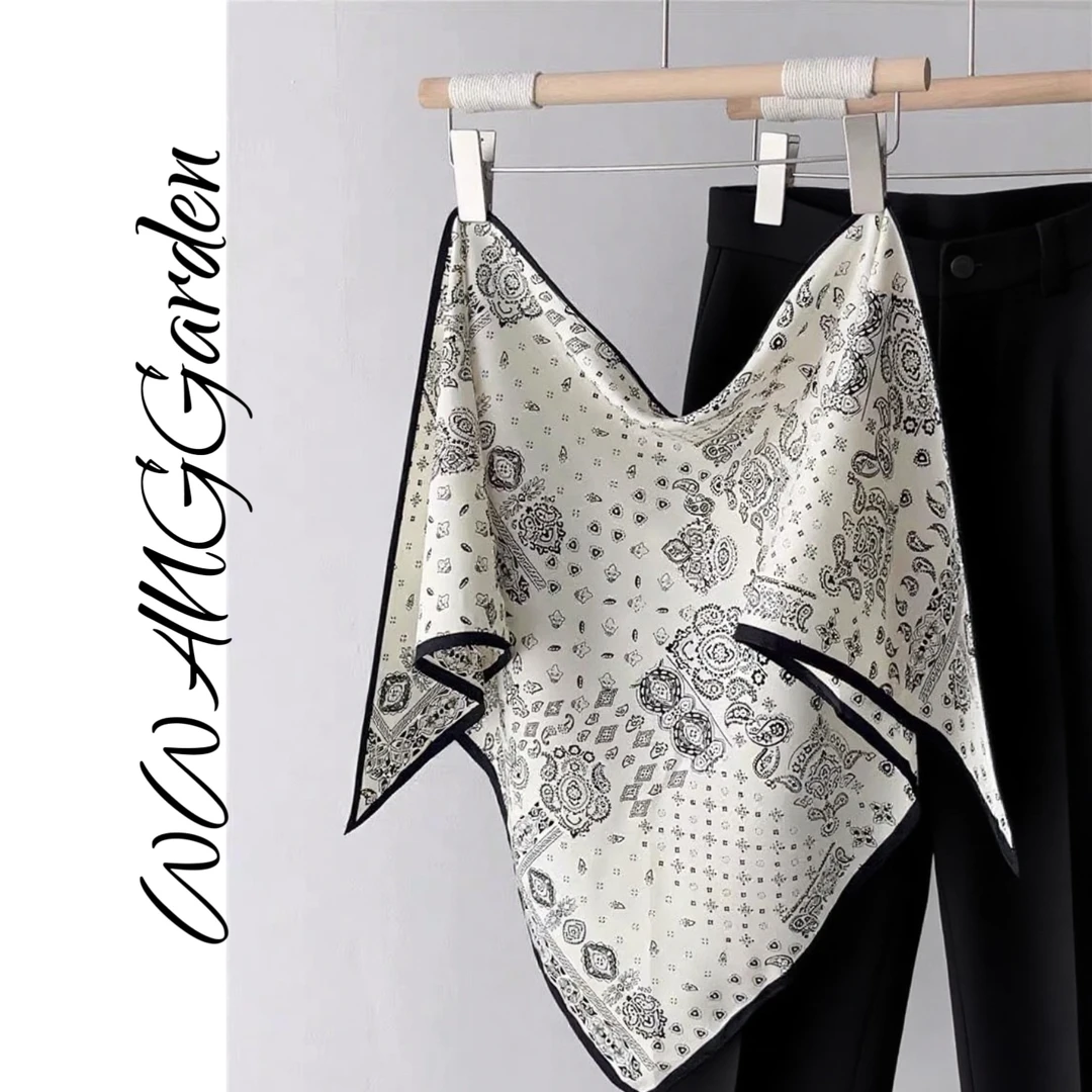 新款简约白色多功能夏季披肩纯色极简菱形巾轻薄凉感三角形丝巾