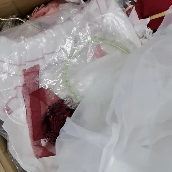 *****吊带内搭，发卡，罩纱，红玫瑰