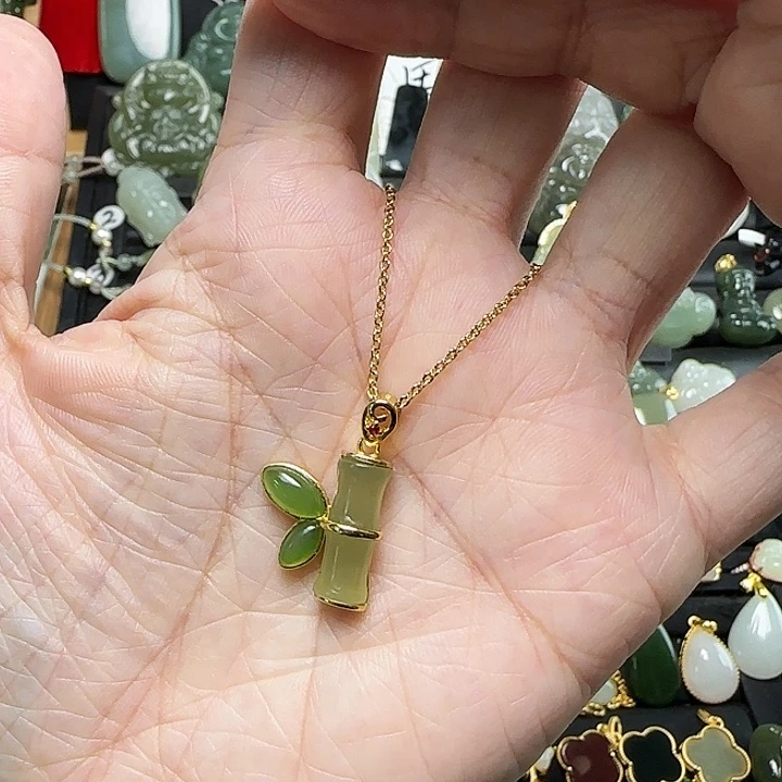 颈饰银S925镶嵌和田玉L****然