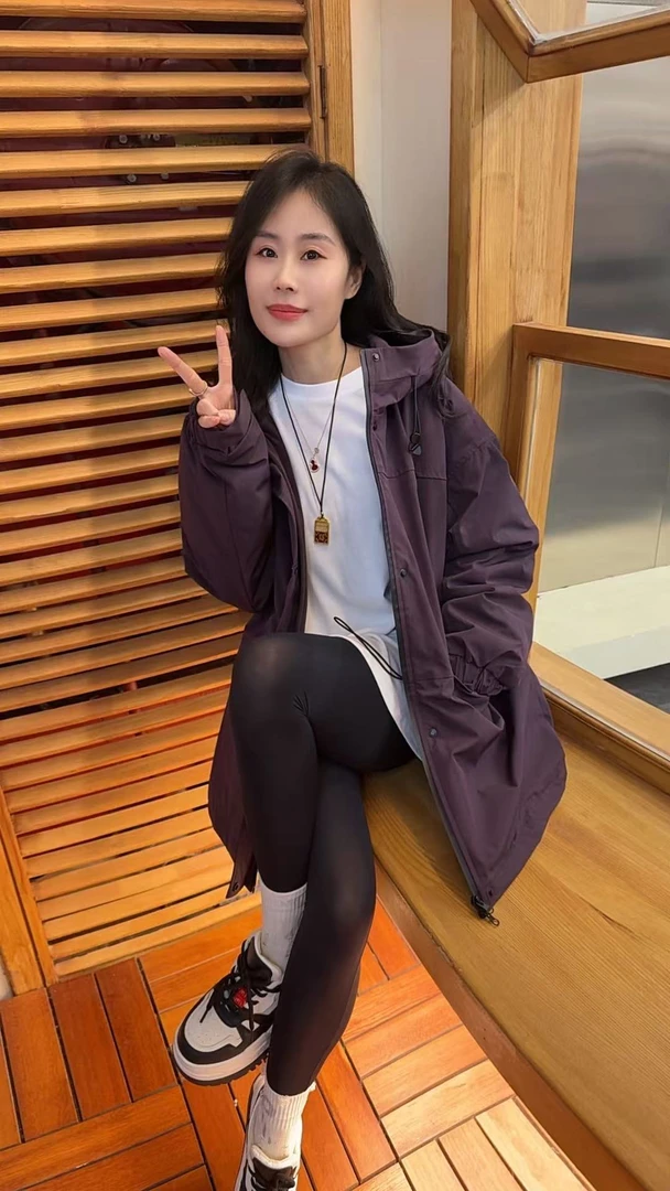 霍梦雪  连帽冲锋衣羽绒外套 A紫色 763