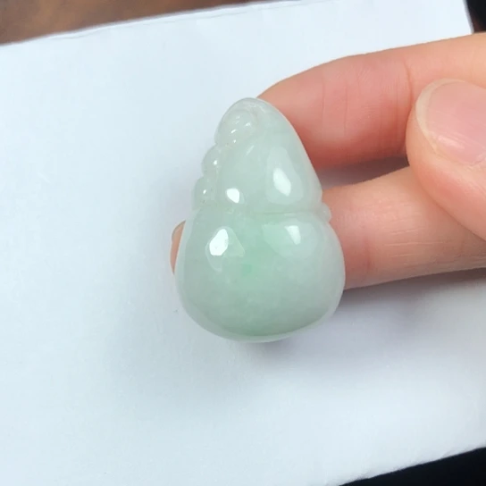 翡翠未镶嵌颈饰缅甸A货，每天下午1点半开播