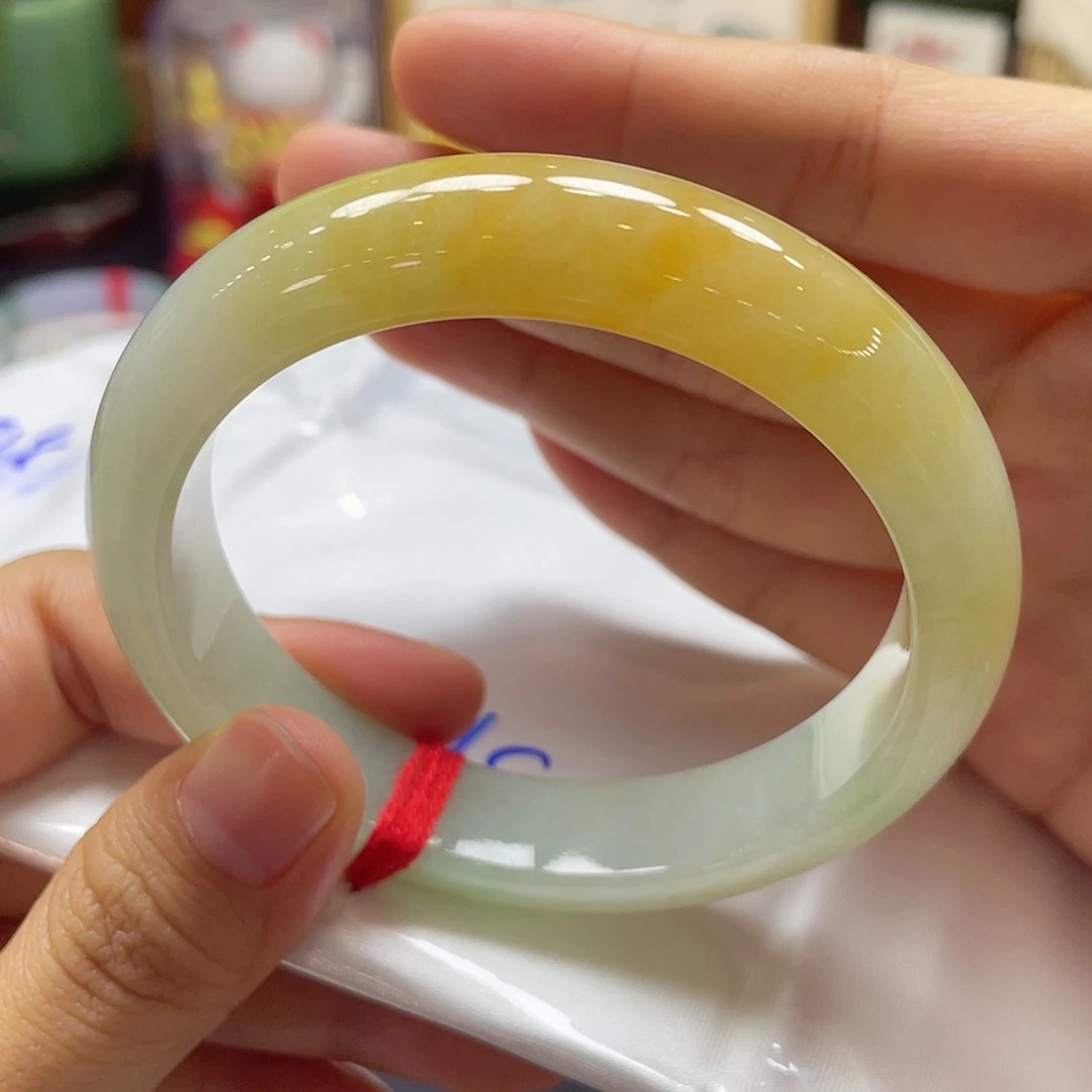 翡翠未镶嵌手镯40 号