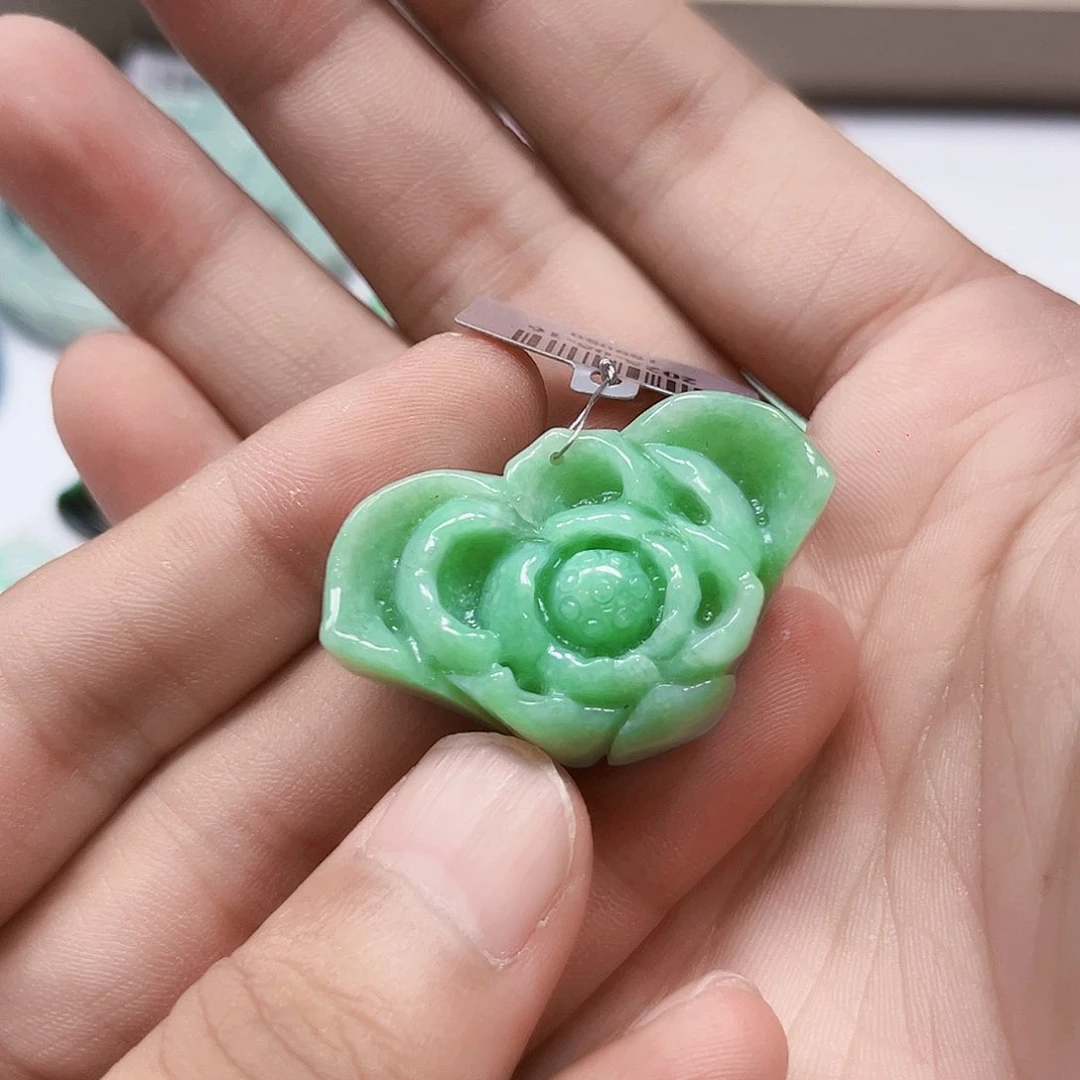 翡翠未镶嵌颈饰缅甸翡翠A货