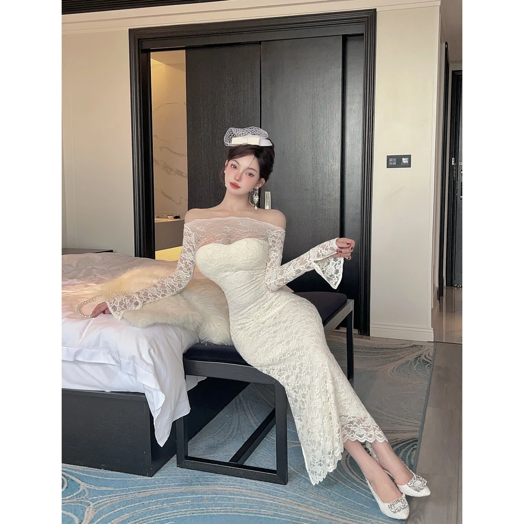 实拍纯欲性感一字领露肩长袖连衣裙高级感蕾丝秋冬收腰包臀长裙