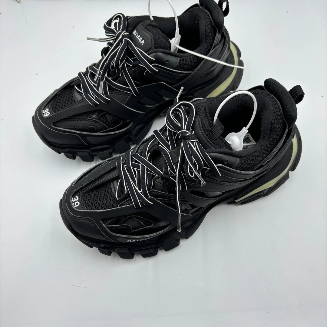 99新 Balenciaga/巴黎世家 39码/巴黎世家track黑/老爹鞋