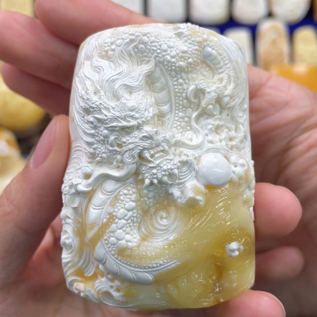 蜜蜡裸石未镶嵌琥珀蜜蜡雕刻龙牌吊坠