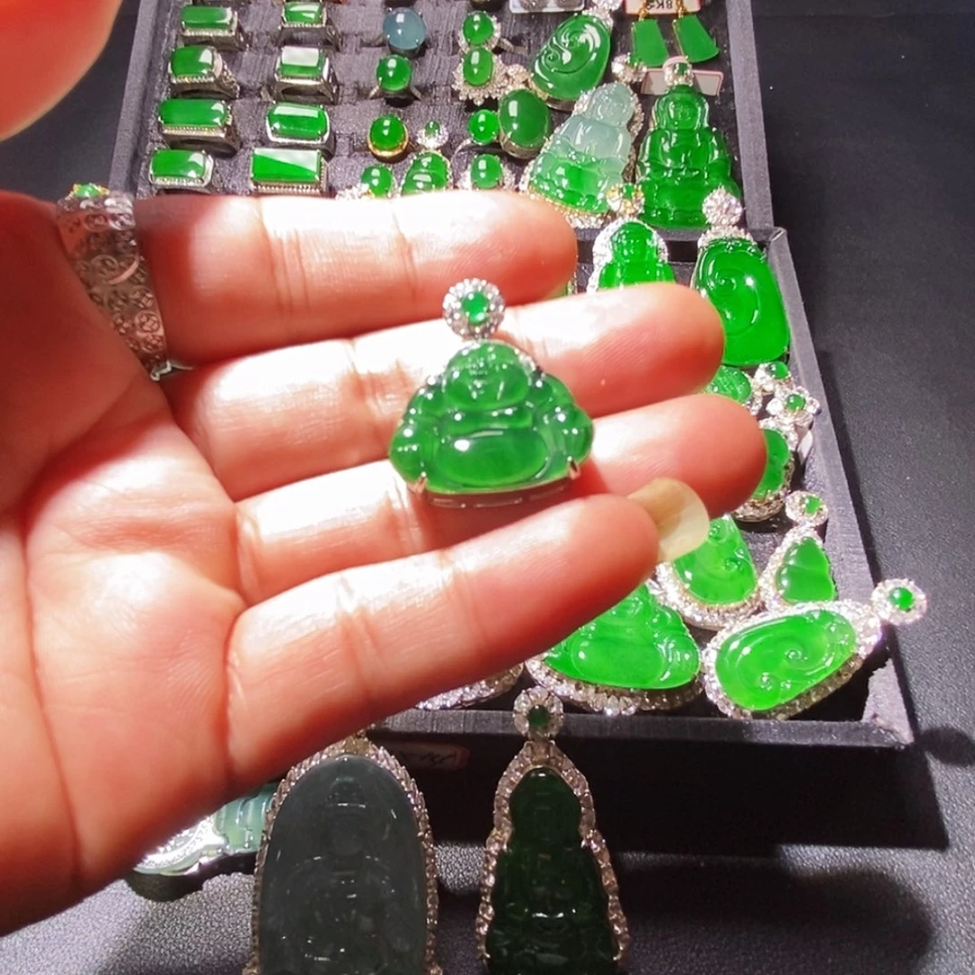 翡翠未镶嵌吊坠(赠链)A货翡翠10