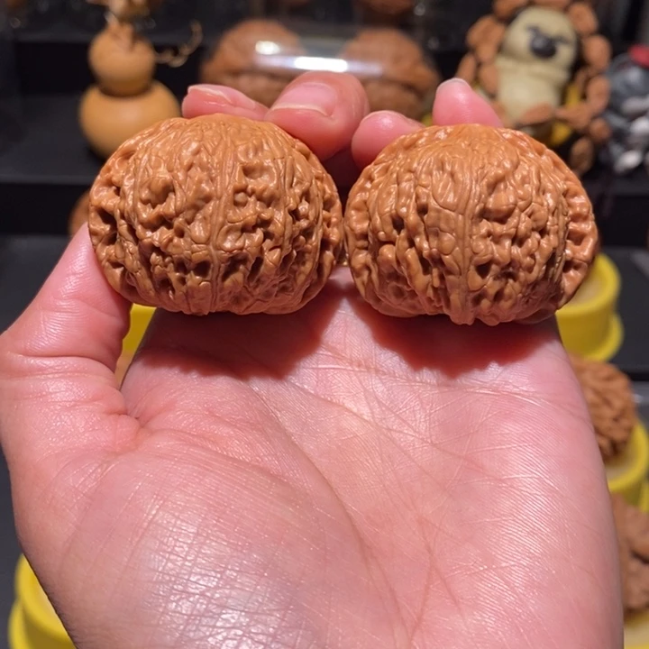 文玩核桃把件文玩核桃42尺泥鳅背