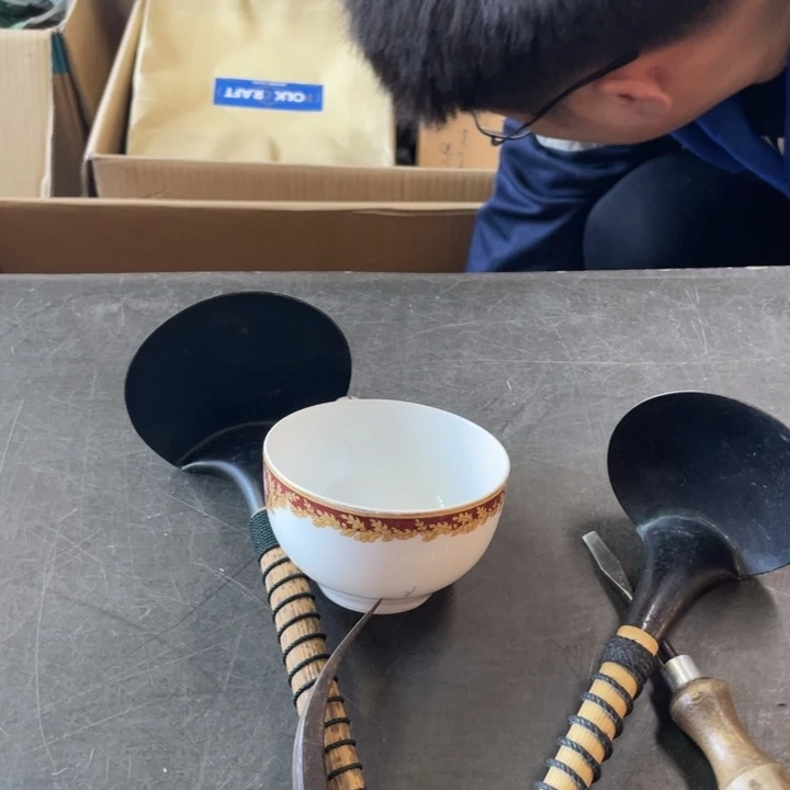 瓷片大****?c c c c c c c c