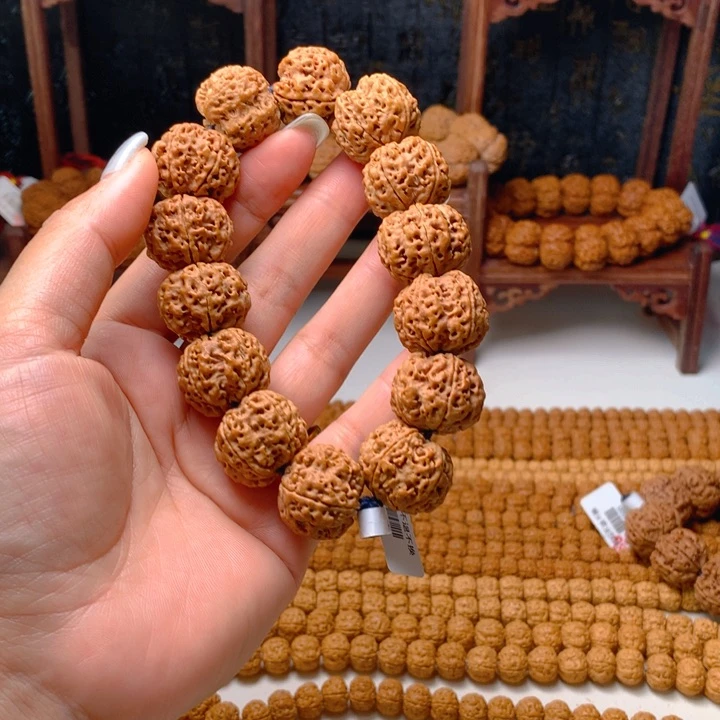 金刚菩提手串风****3蜂王
