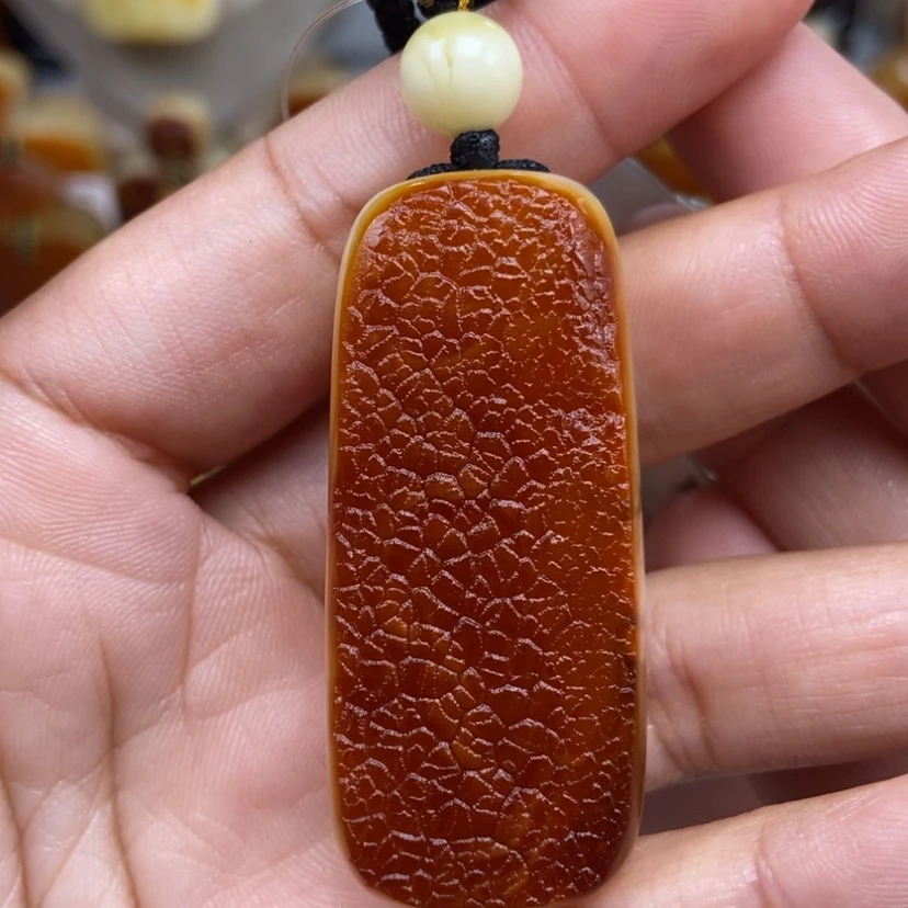 【闪购商品】琥珀颈饰未镶嵌