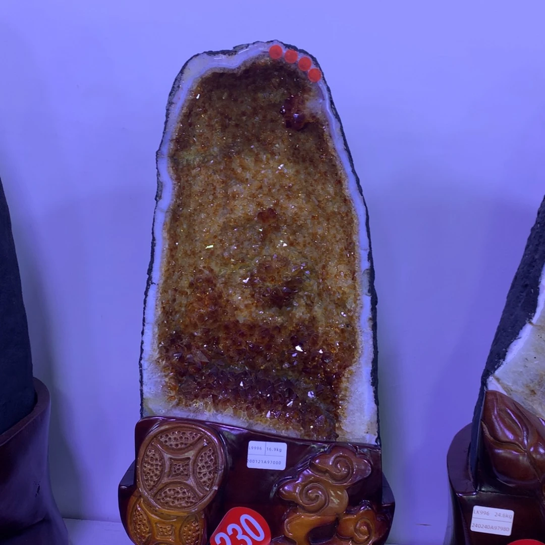 未镶嵌黄晶大型摆件（非配饰）