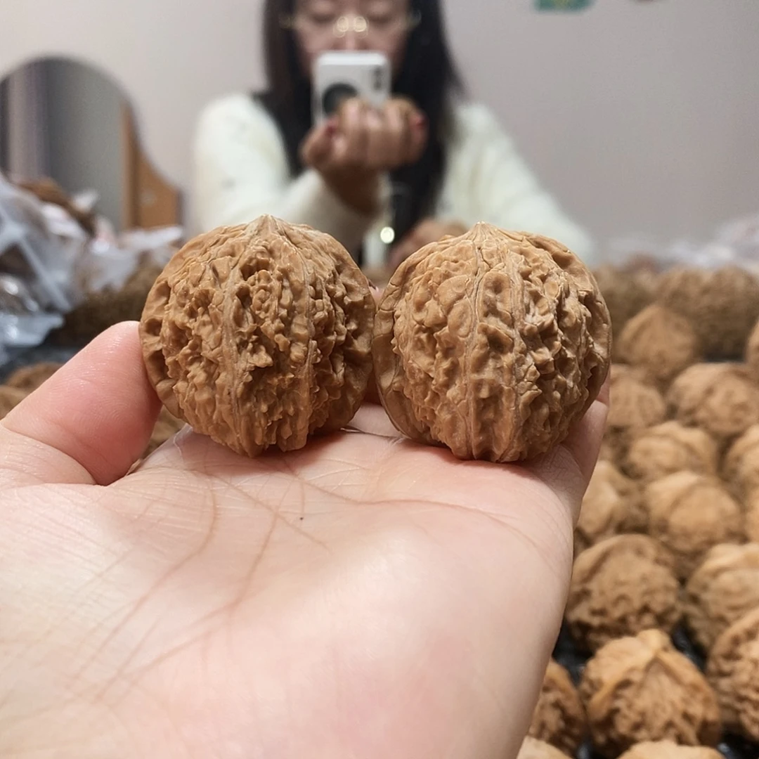 吊坠文玩核桃137狮子头36白尖