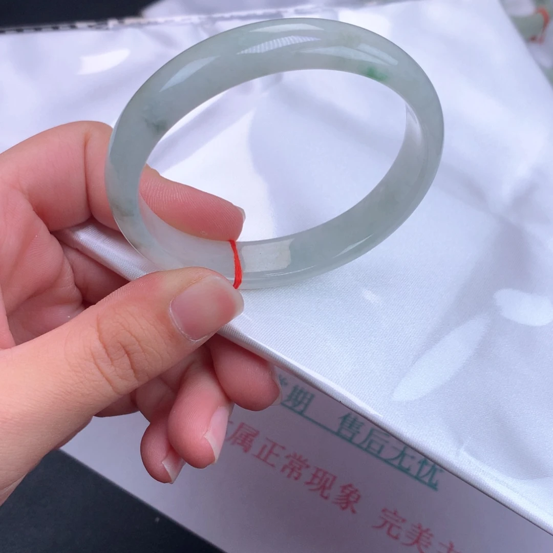 翡翠手镯（贵妃镯）未镶嵌6号54.5贵妃