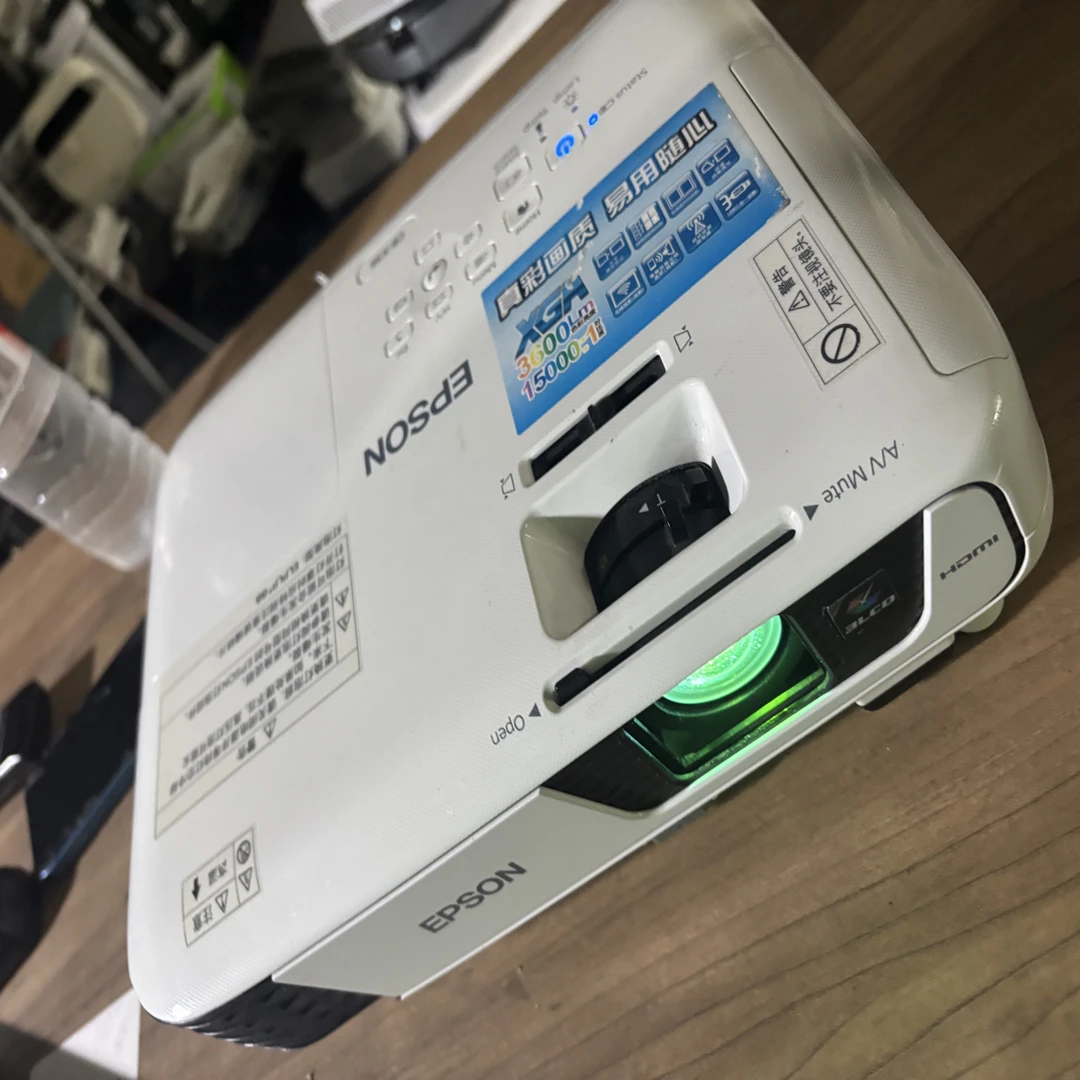 二手 爱普生x36投影仪 运费自理