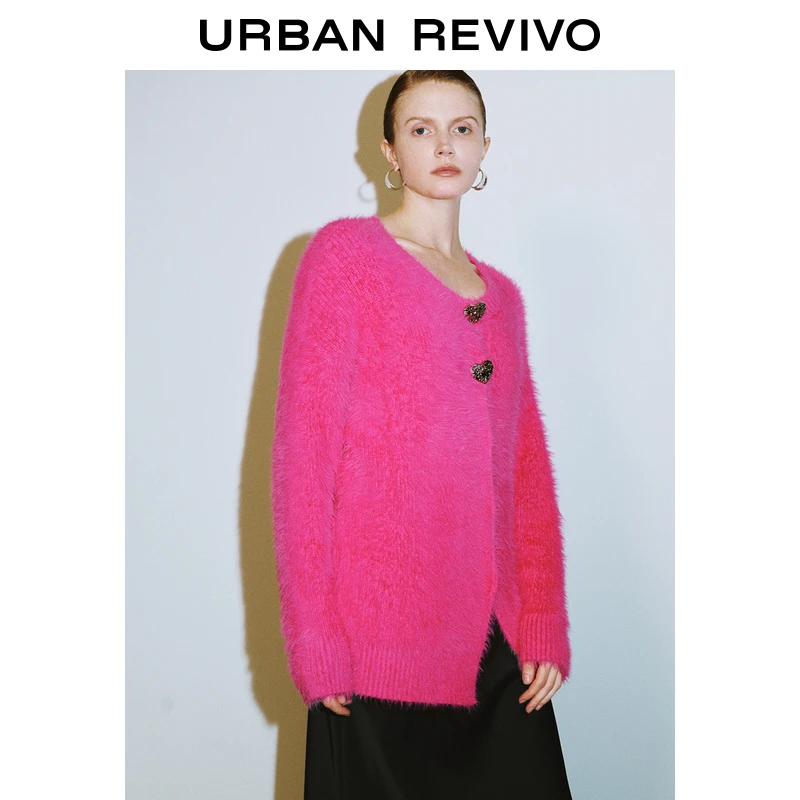 UR2025春季新款女装欧若风慵懒毛绒感爱心装饰针织开衫UWG950090