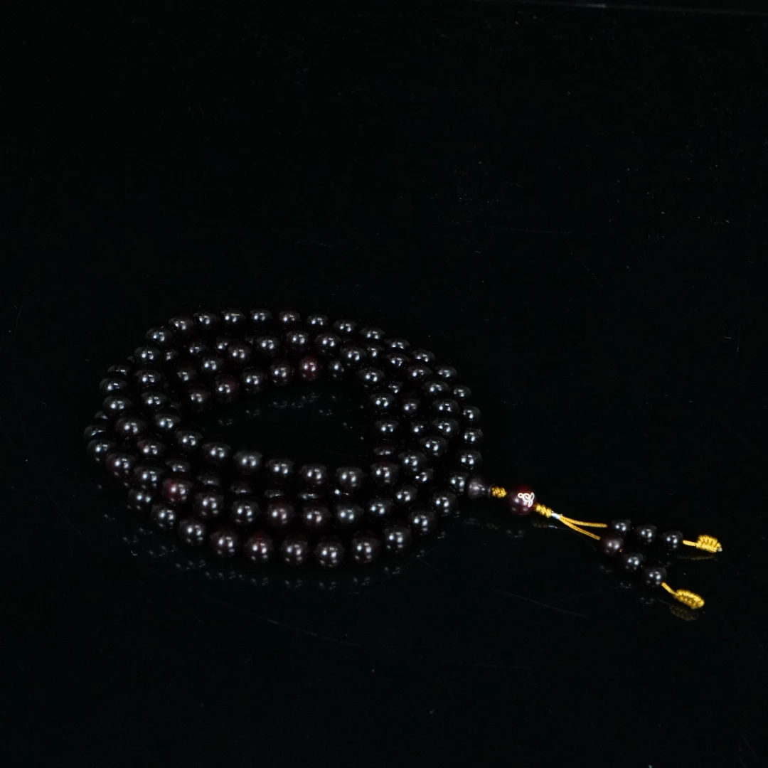 A6784 印度小叶紫檀金星手串 0.82cm*108颗  42.32g