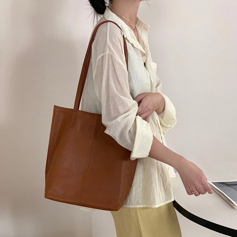 头层植鞣牛皮托特包2025新款高级轻复古真皮女包小众极简风单肩包